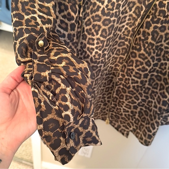 MICHAEL KORS | Leopard Print Button-Up Top, Size XL - Picture 8 of 11